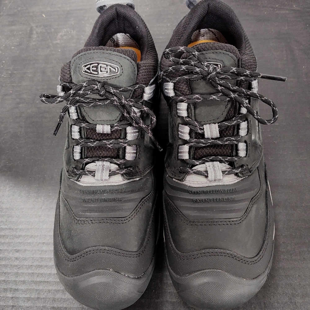 KEEN Men's BellowFlex Low Height Waterproof Hiking Boots, Black/Magnet, 13Med US